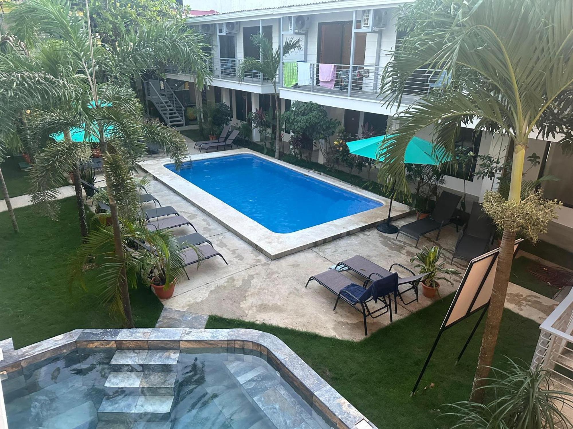 Private Fully Furnished Home At Wide Mouth Frog Hostel Quepos Exteriör bild